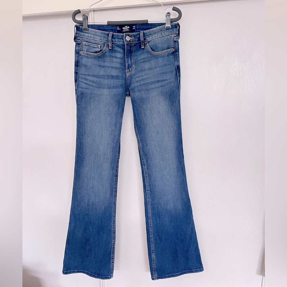 Hollister low rise boot soft stretch jeans